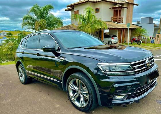VOLKSWAGEN TIGUAN 2.0 350 TSI GASOLINA ALLSPACE R-LINE 4MOTION DSG